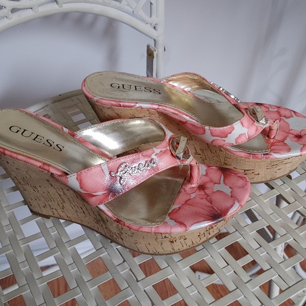 Wedge sandle flip flops